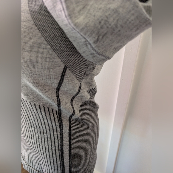 Athleta Base Layer Turtleneck - Picture 14 of 15